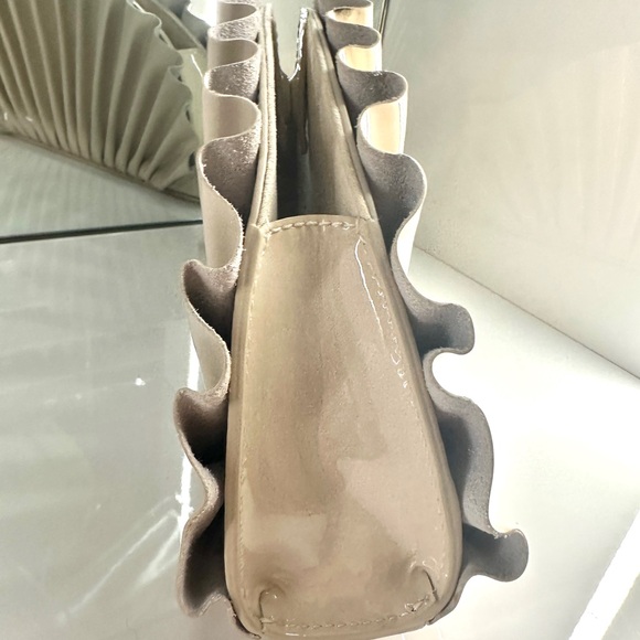 Cult Gaia Nala Clutch - Picture 2 of 8